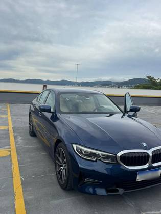 BMW 320i 2.0 16V TURBO GASOLINA SPORT AUTOMÁTICO BMW 320i 2.0 16V TURBO GASOLINA SPORT AUTOMÁTICO